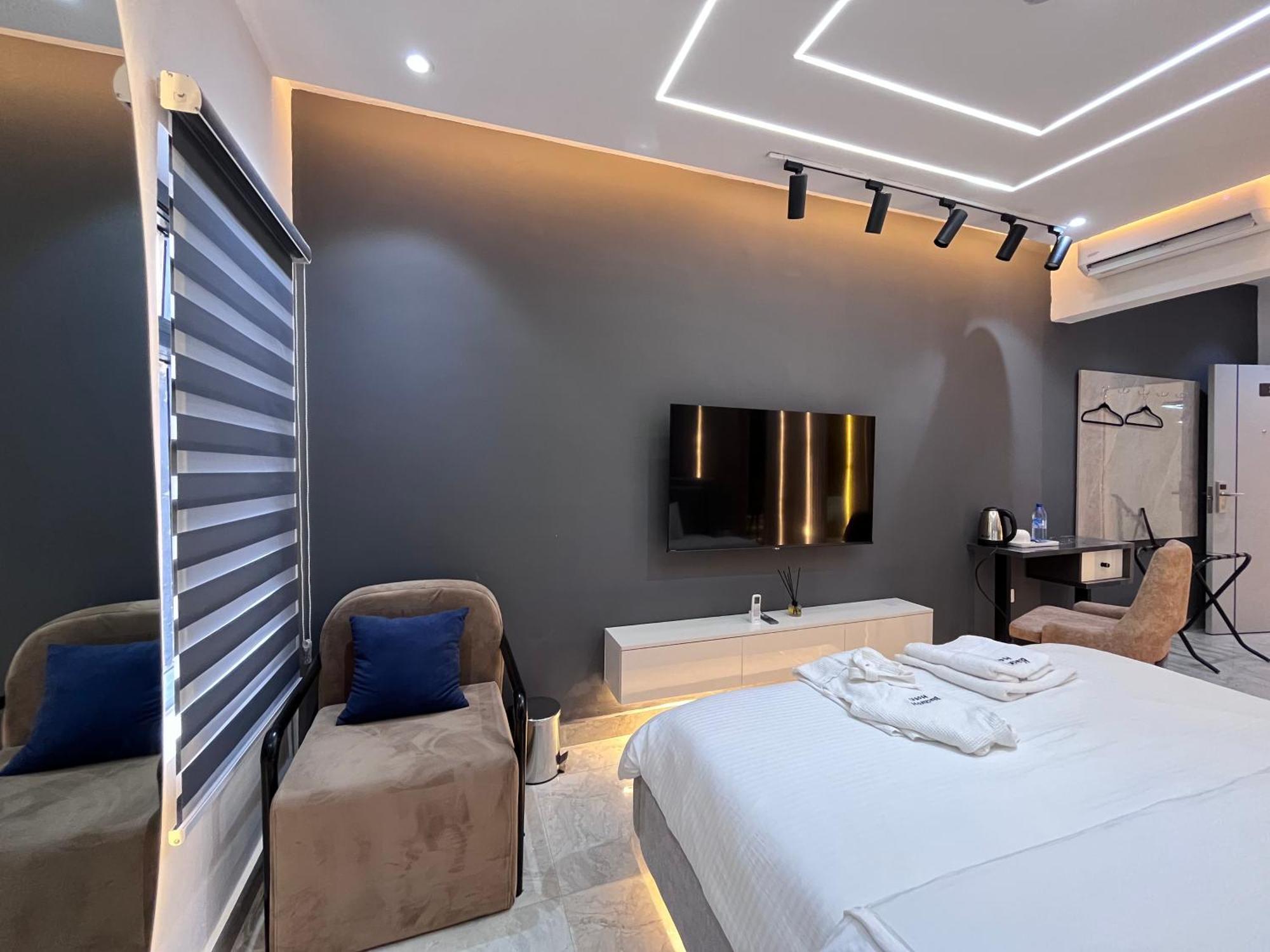 Blackwood Hotels Ikeja Exterior foto