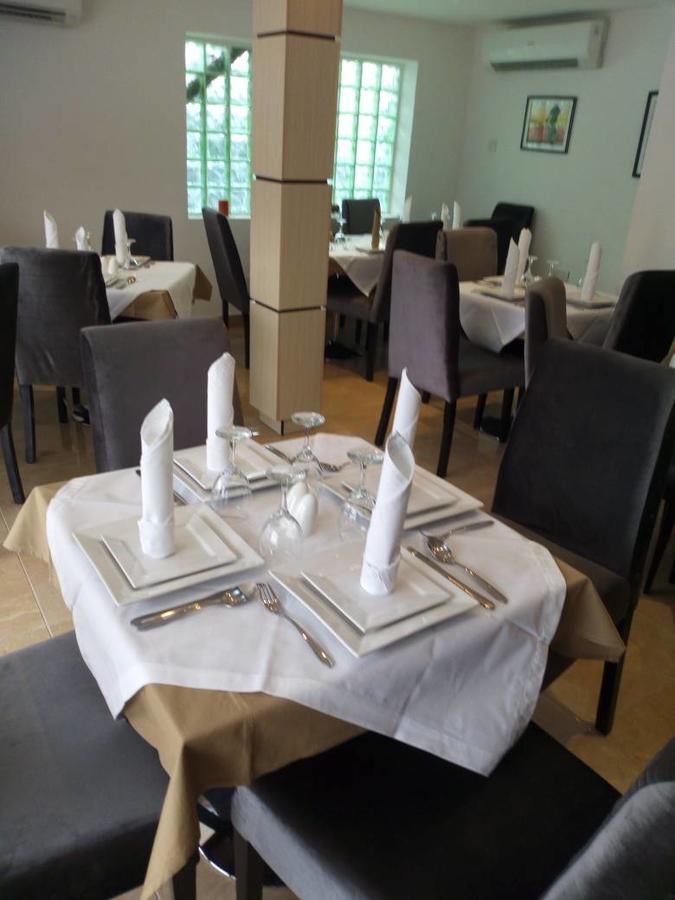 Blackwood Hotels Ikeja Exterior foto