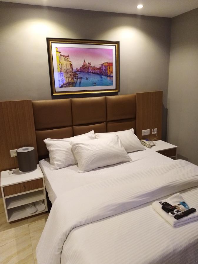 Blackwood Hotels Ikeja Exterior foto